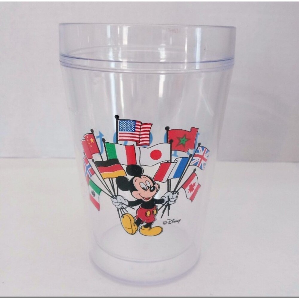 Walt Disney World Epcot Center Mickey World Flag Plastic Souvenir Cup